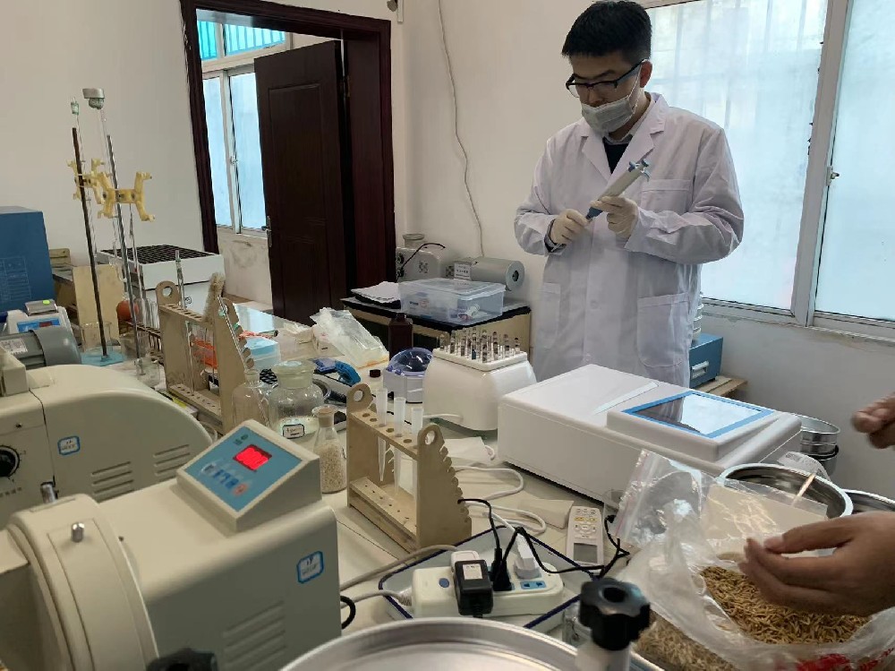 貴陽市開陽縣國家糧食儲(chǔ)備庫采購優(yōu)云譜稻谷新鮮度檢測(cè)儀